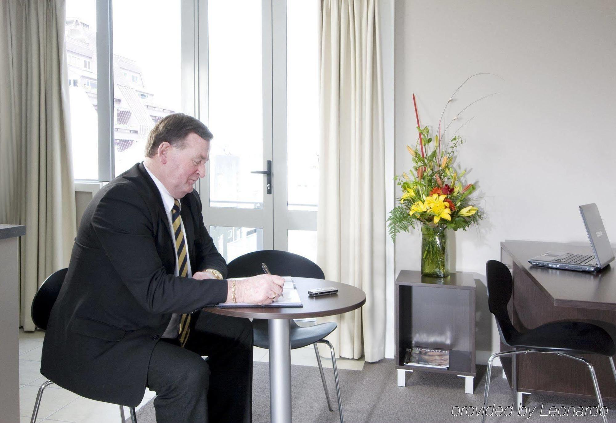Quest On Ward Serviced Apartments Hamilton Zimmer foto